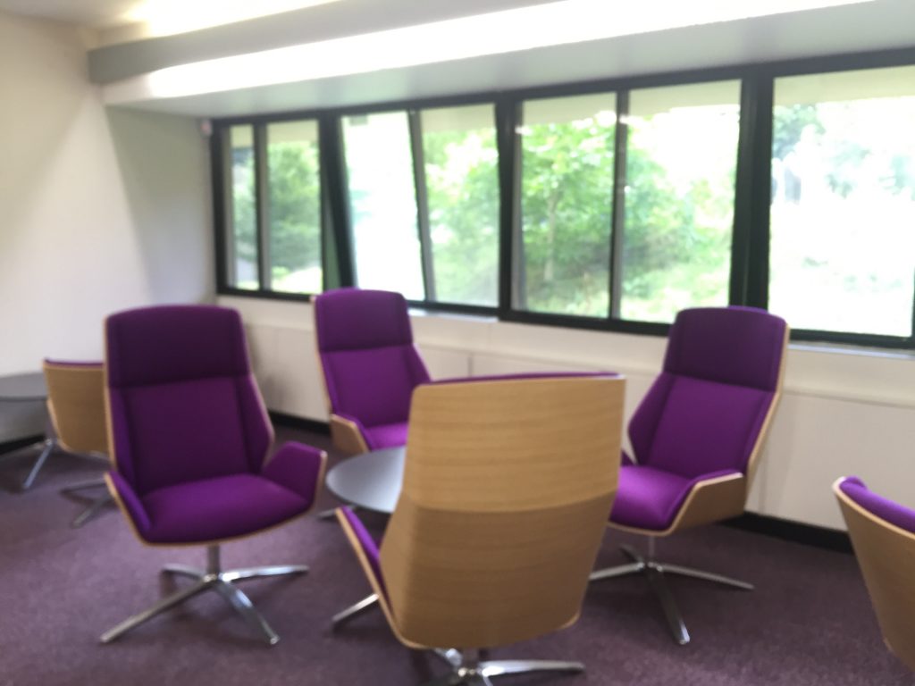 chairs-in-10-1