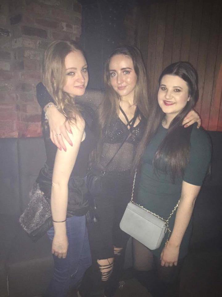 Totally innocent behaviour, no boys in sight