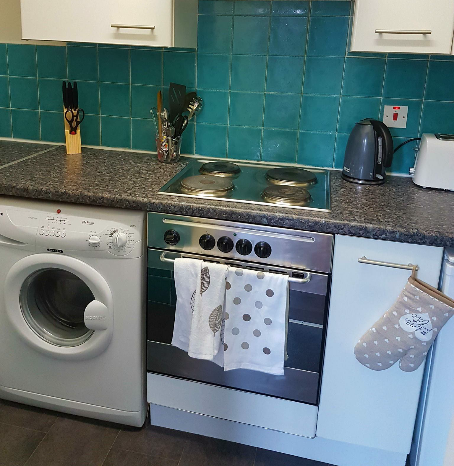 Have you ever seen a student kitchen so clean?