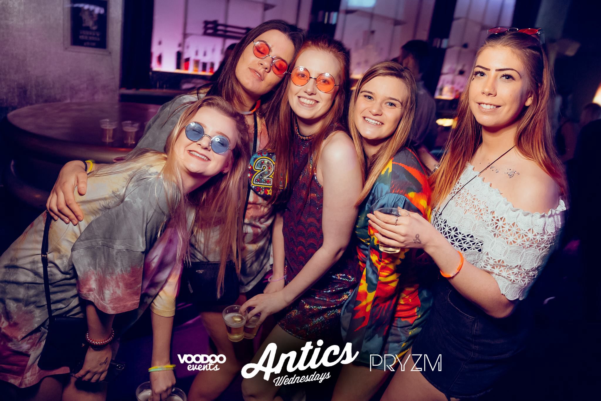 Image may contain: Drink, Beverage, Alcohol, Night Life, Night Club, Club, Person, People, Human