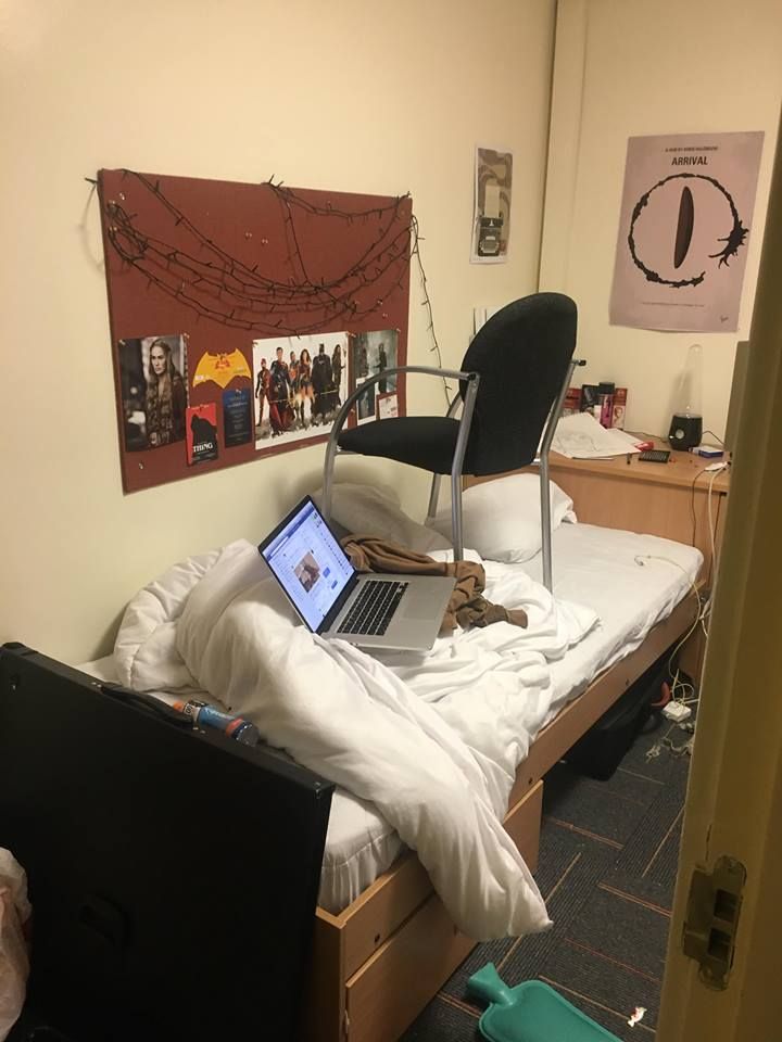 Image may contain: Furniture, Chair, Pc, Laptop, Electronics, Computer