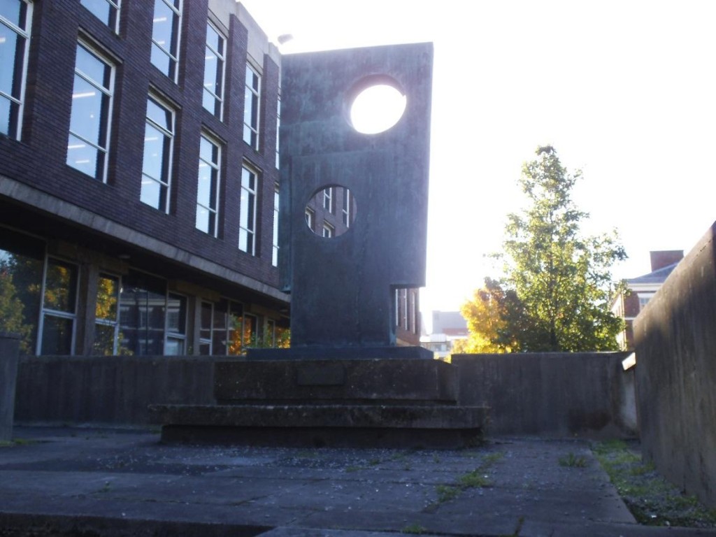 au1