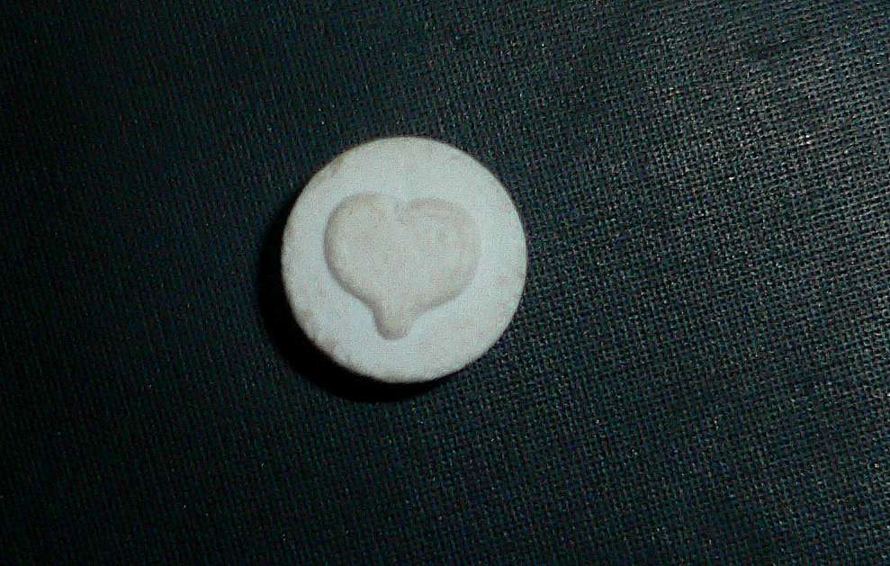 2cb_pill
