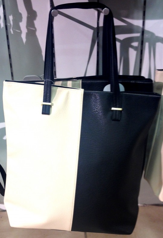 Dorothy Perkins, £16