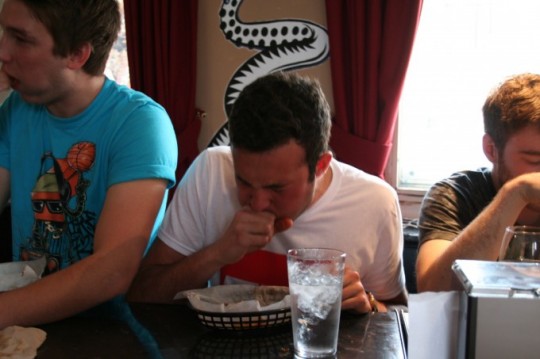a brave Tab man chokes down his bodyweight in minced cow