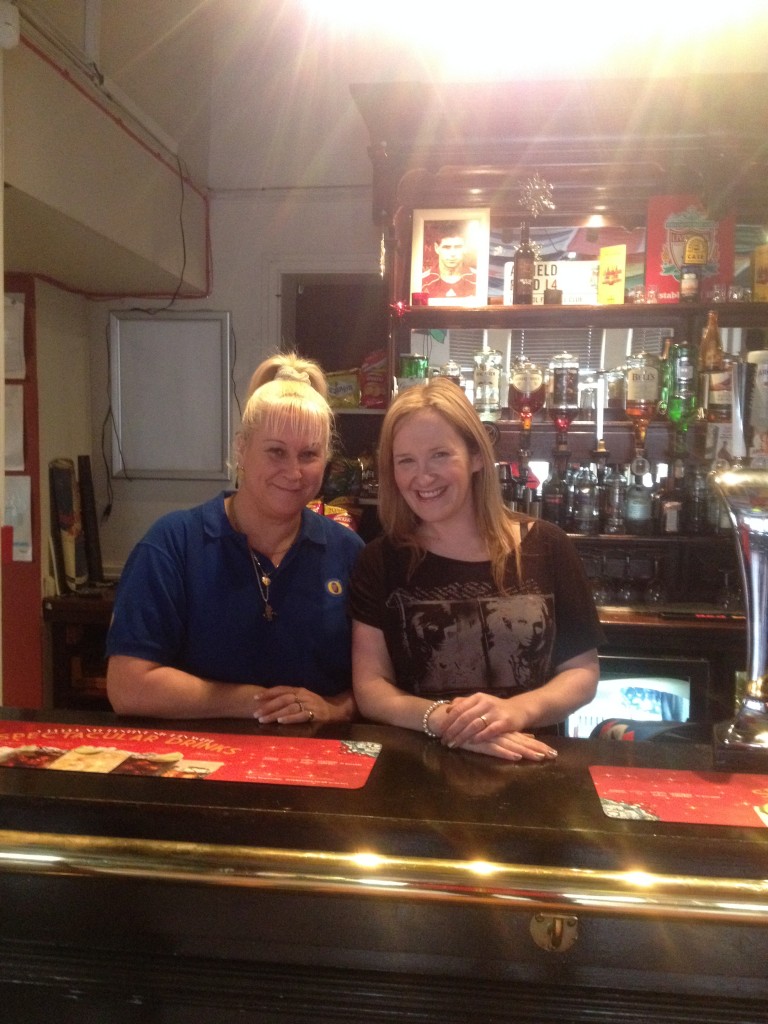 pound pub staff