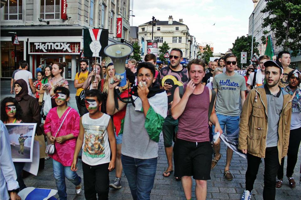Students involved in protest against Israeli attacks in 2014