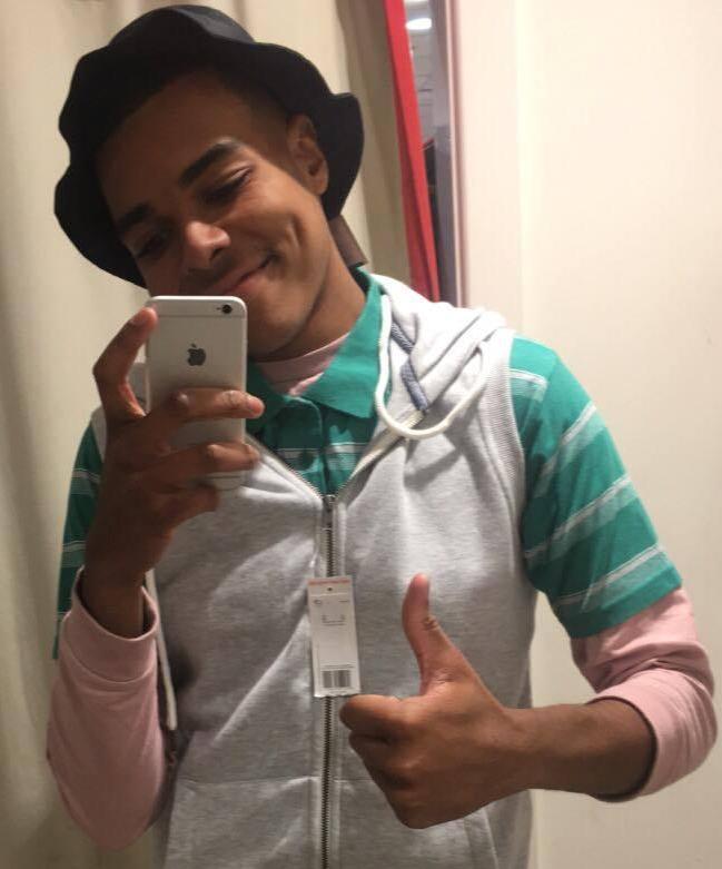 Yes this is in fact a sleeveless hoodie, yours for only £3.49!