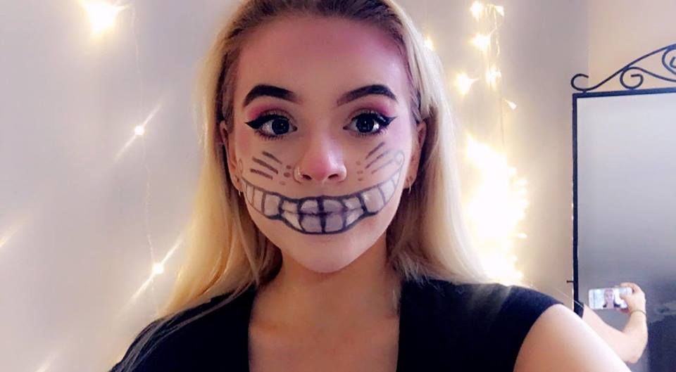 Image may contain: Woman, Girl, Female, Blonde, Person, People, Human