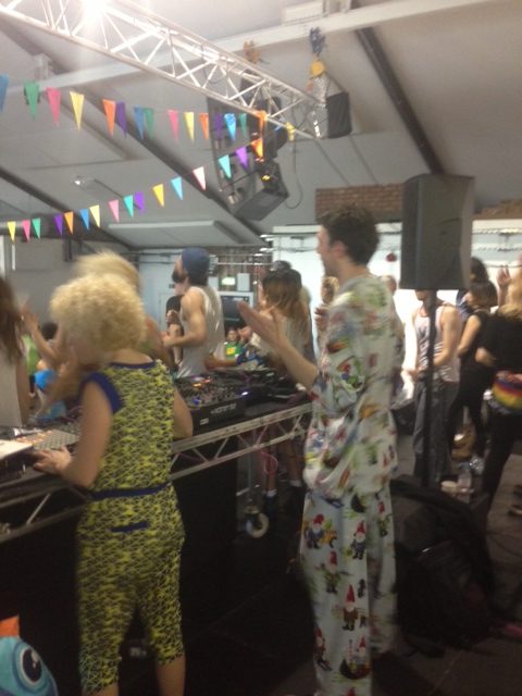 Sure, the Tab got backstage, what of it?