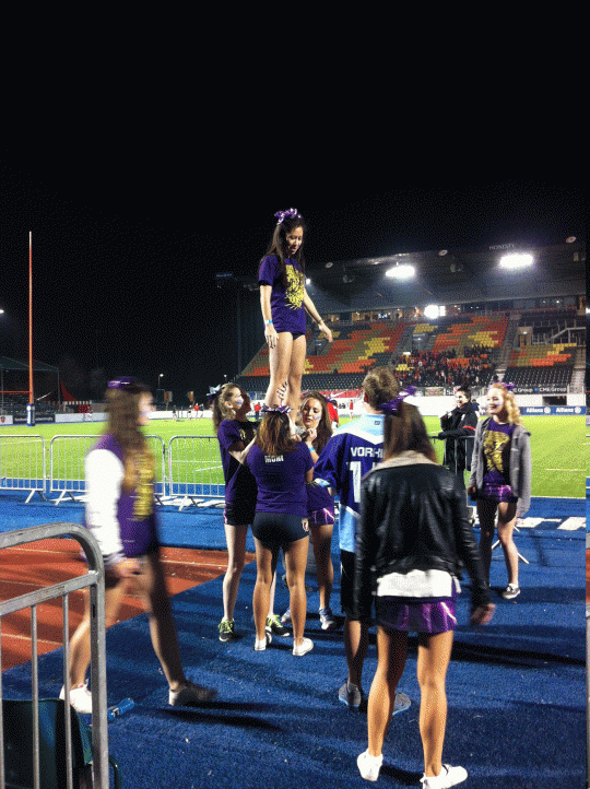 UC cheerleaders