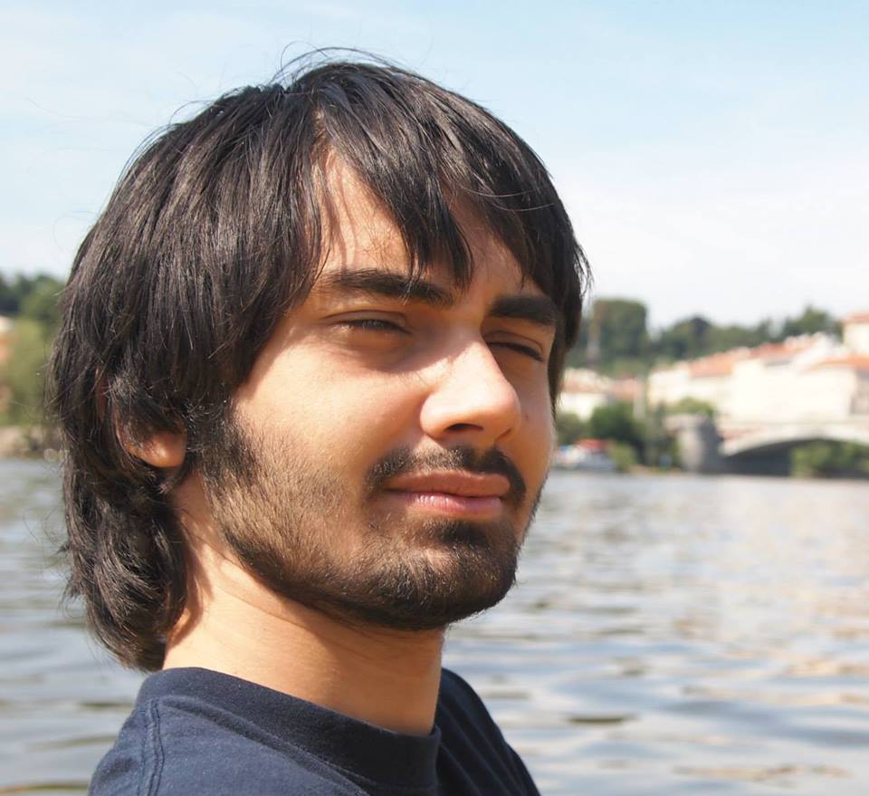 A beardless Raii in happier times
