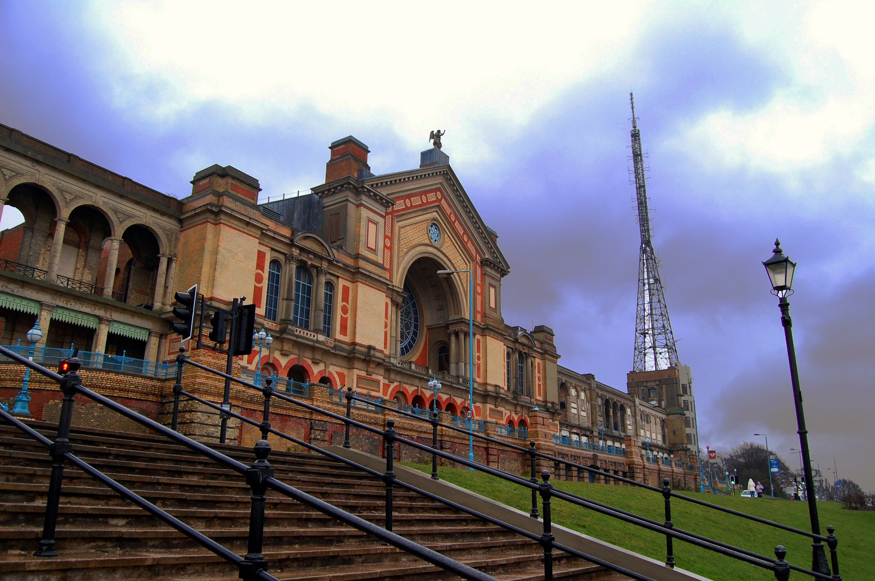 ally-pally