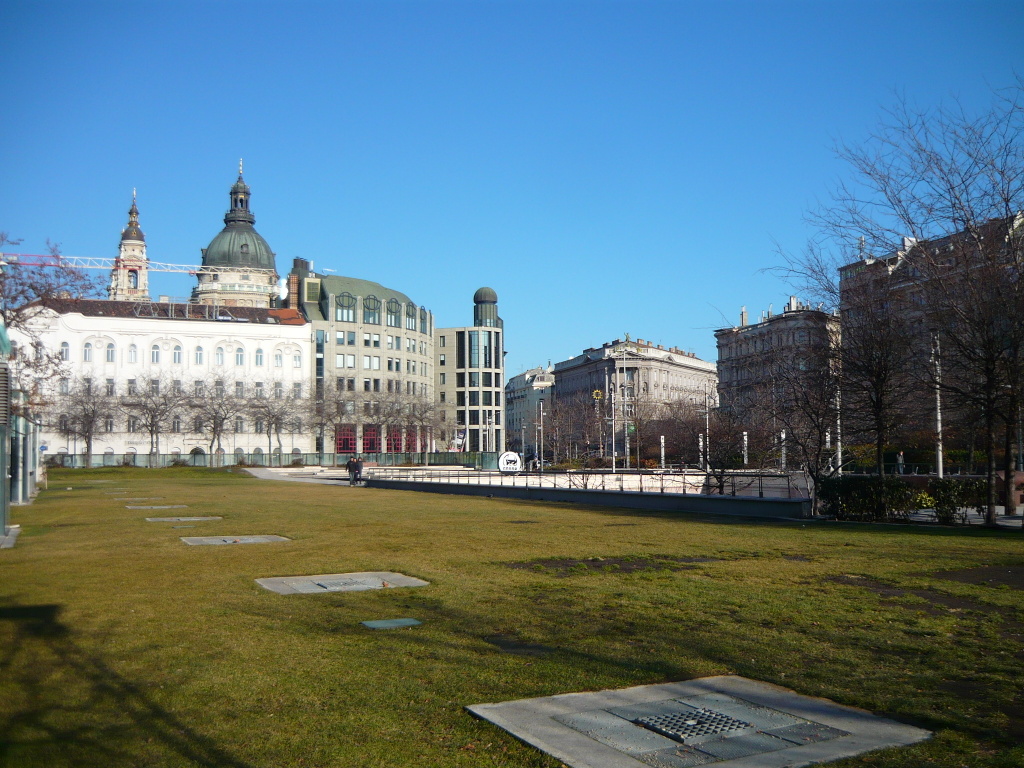 _erzsebet_square_budapest
