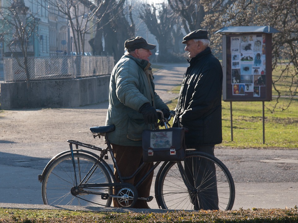 people-talking-908342_960_720