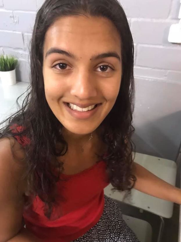 Image may contain: Woman, Selfie, Photography, Portrait, Photo, Female, Smile, Human, Person, Face