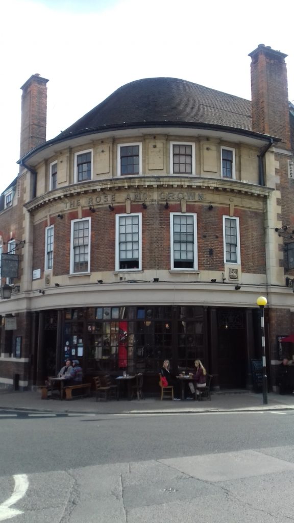 London pub
