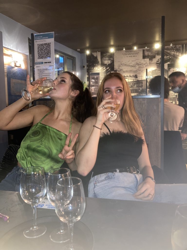 friends, best London pubs