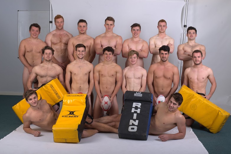 We're loving those tan lines in the back row