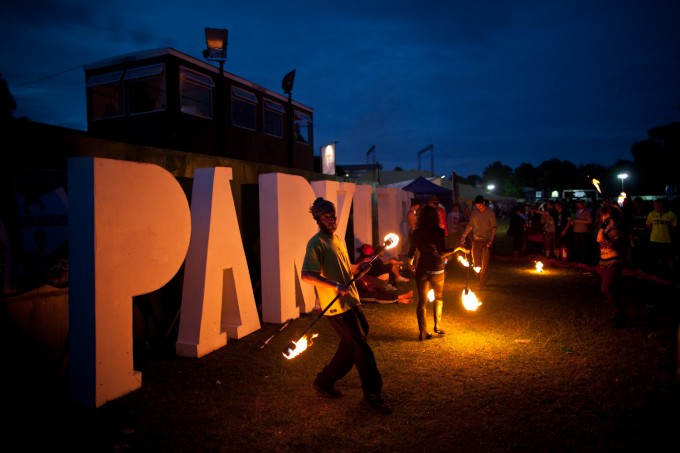 parklife_120610_pack1_manox_209