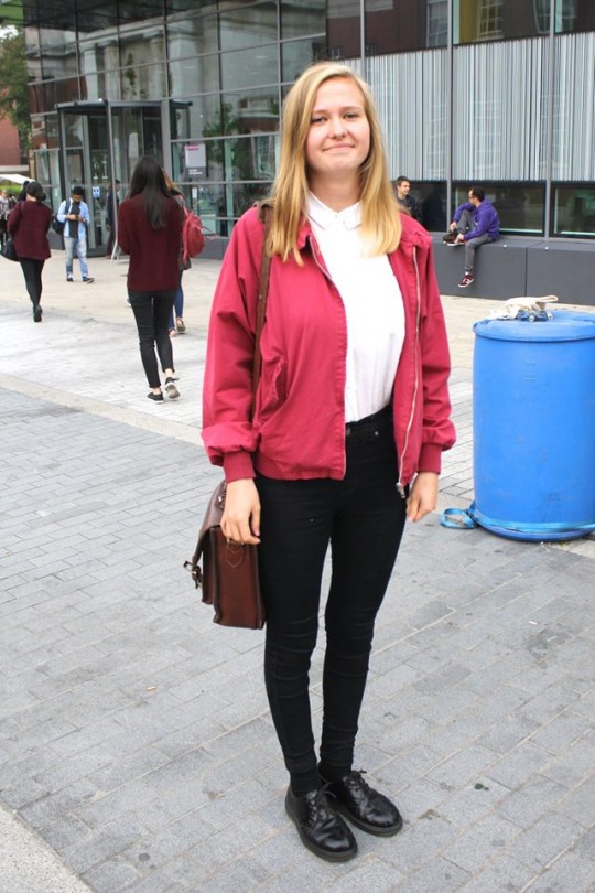 Elise, 1st year Politics and International Relations: "easy and comfortable"