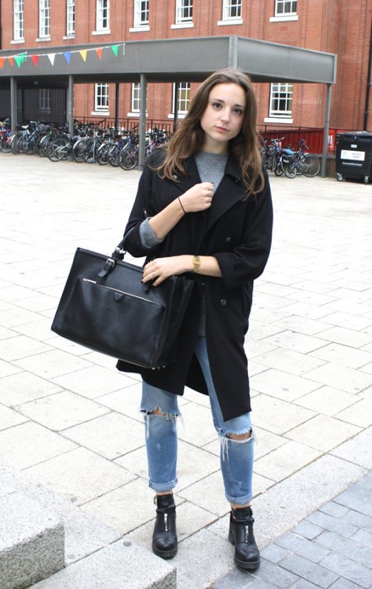 Garance, 1st year PPE, "sleepy, make-up is amazing"