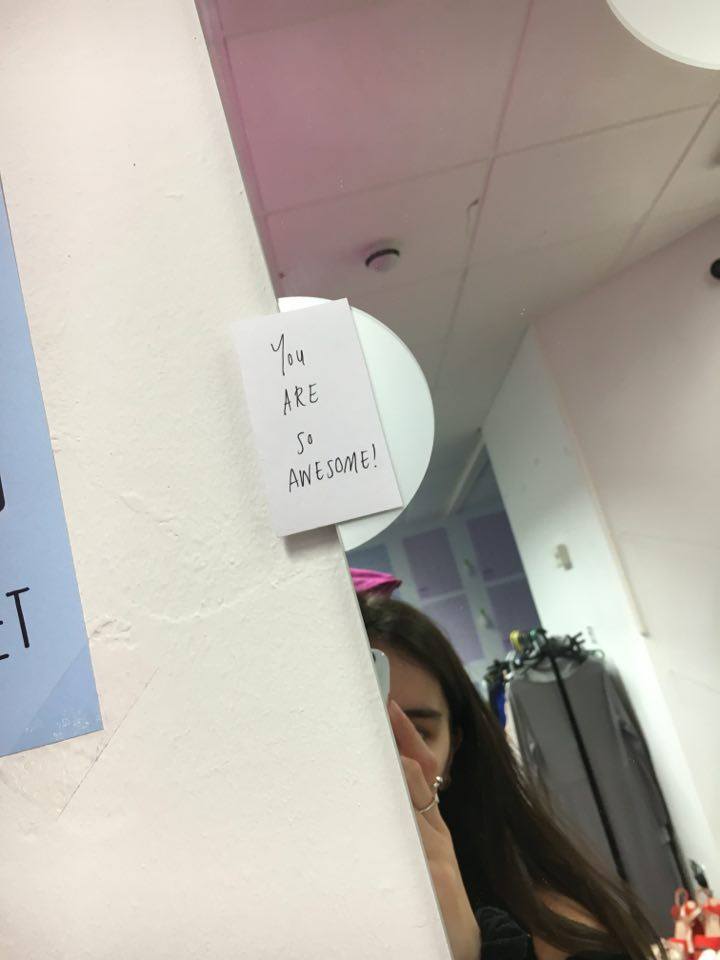 Every mirror should have positive quotes xoxo