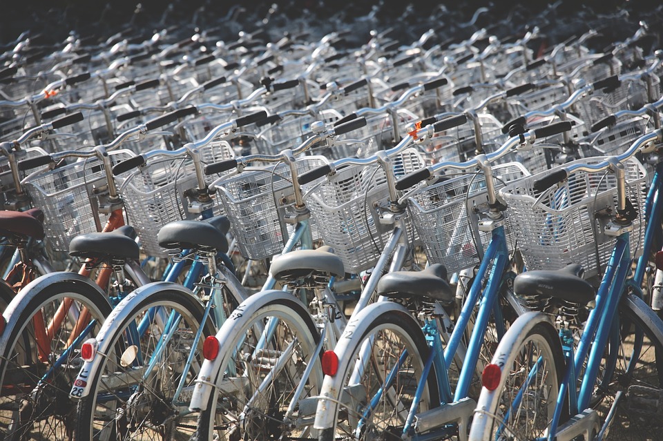 loads-of-bikes