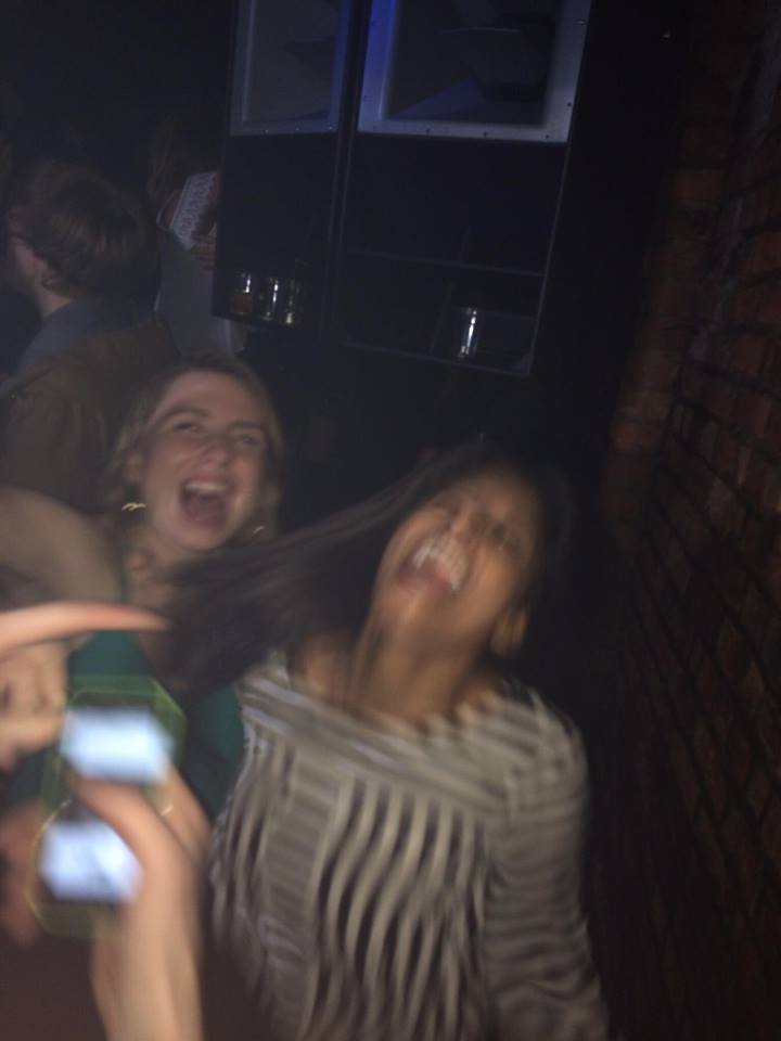 I said I bet that you look good on the dancefloor