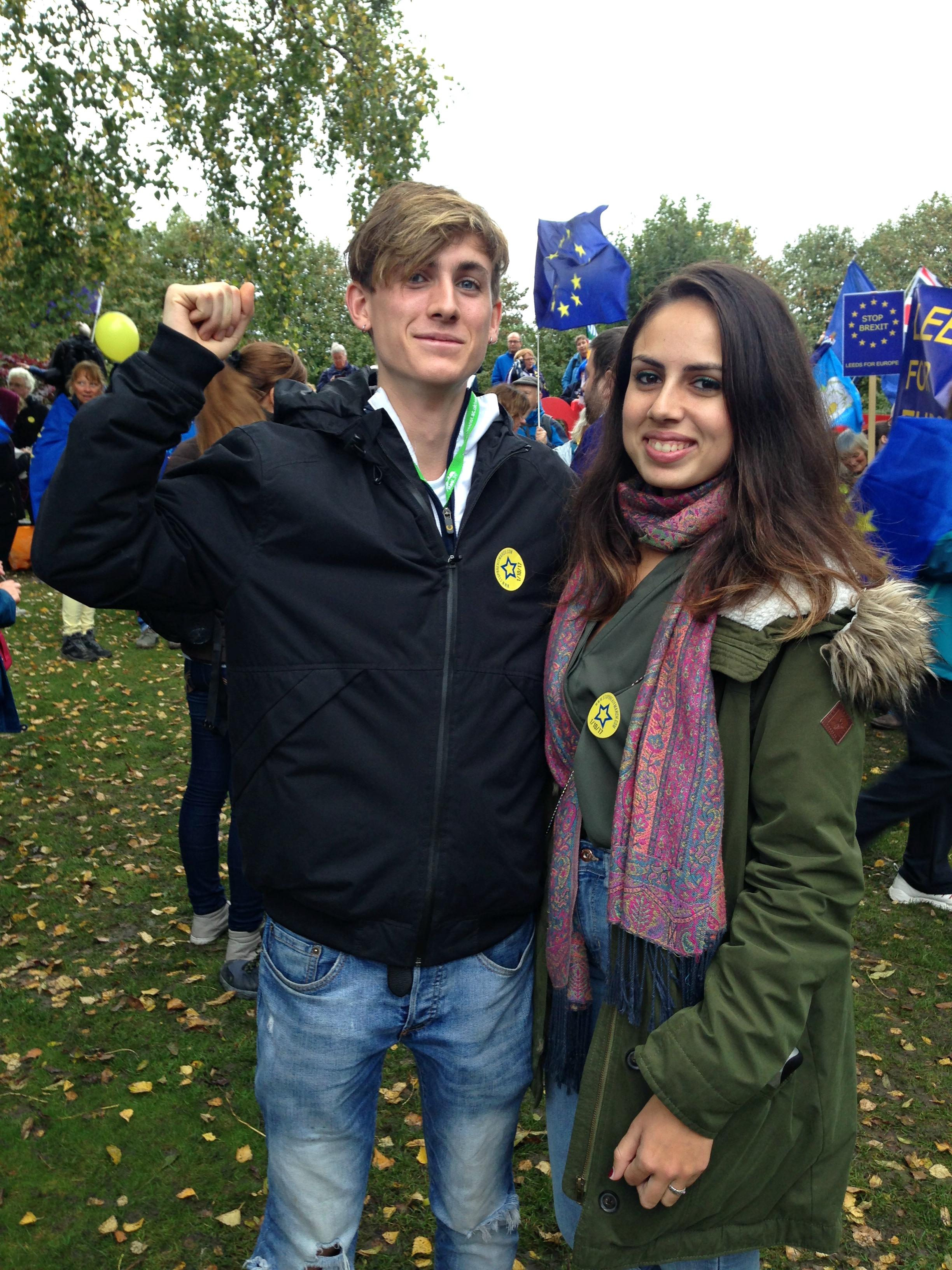 1st year French and Spanish (left) 1st year English and French (right)