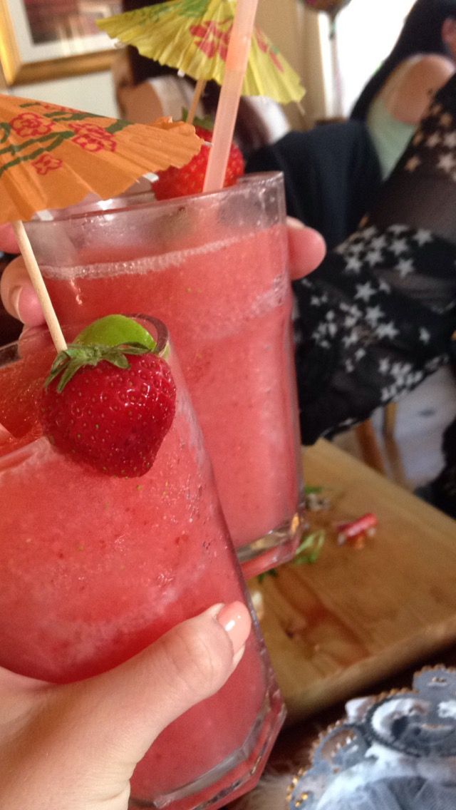 Image may contain: Cocktail, Alcohol, Juice, Drink, Beverage, Strawberry, Produce, Plant, Fruit, Food, Flora