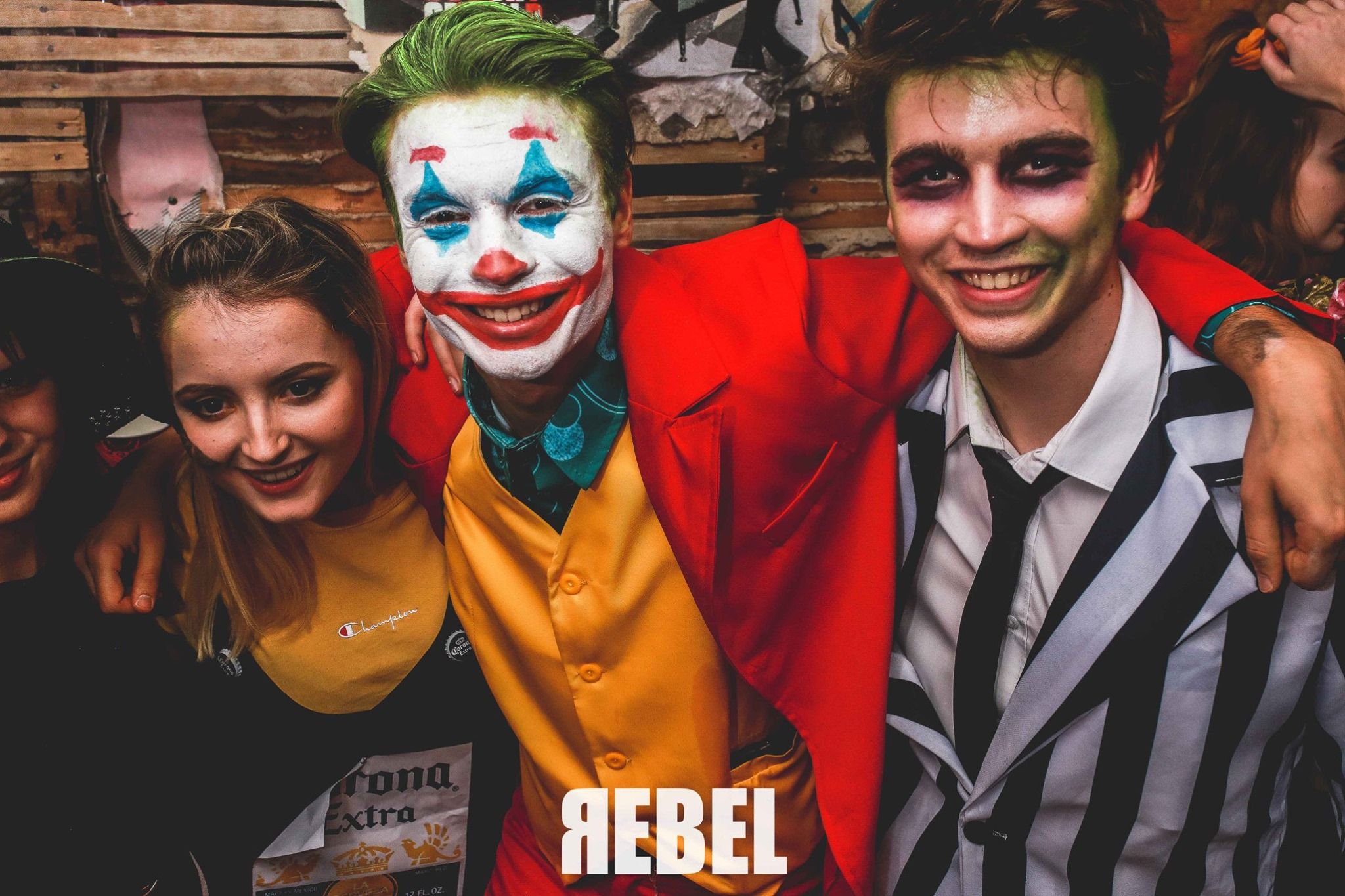 Image may contain: Clown, Human, Person, Performer