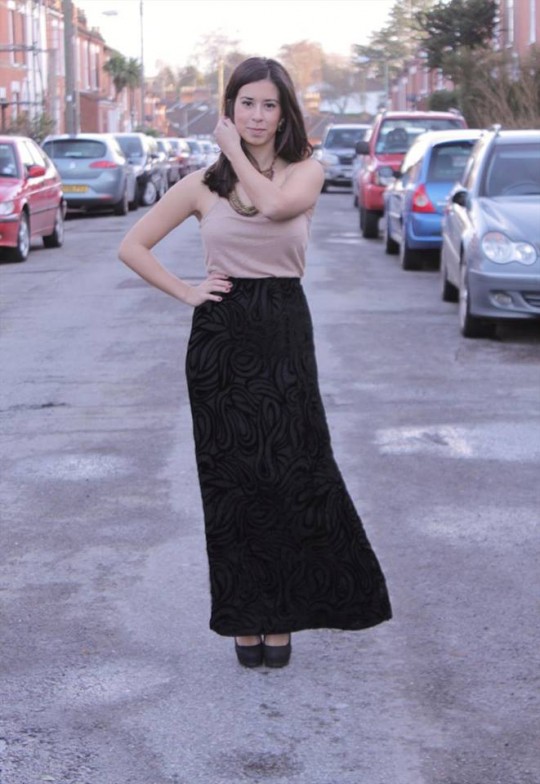Vintage Black Maxi Skirt- £18