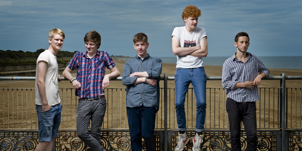 Dogisdead600x300