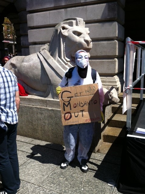 counter protest 3