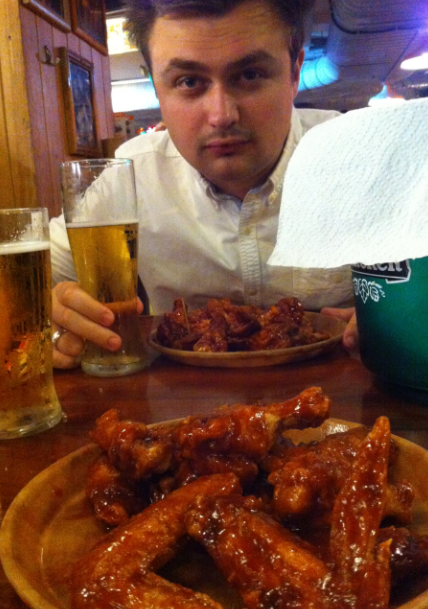 Hooters 2