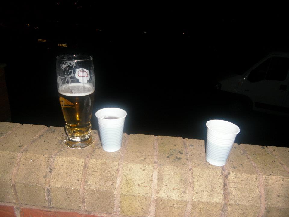 Plastic cups - must be a picnic...