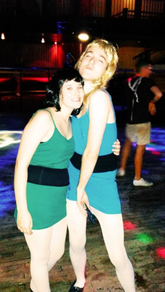 The Powerpuff Girls workin the dancefloor