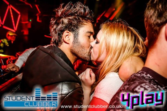 kiss