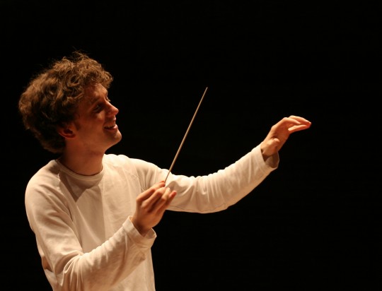 Conductor Nicholas Collon 