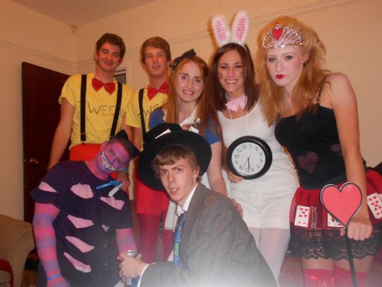 alice in wonderland 2