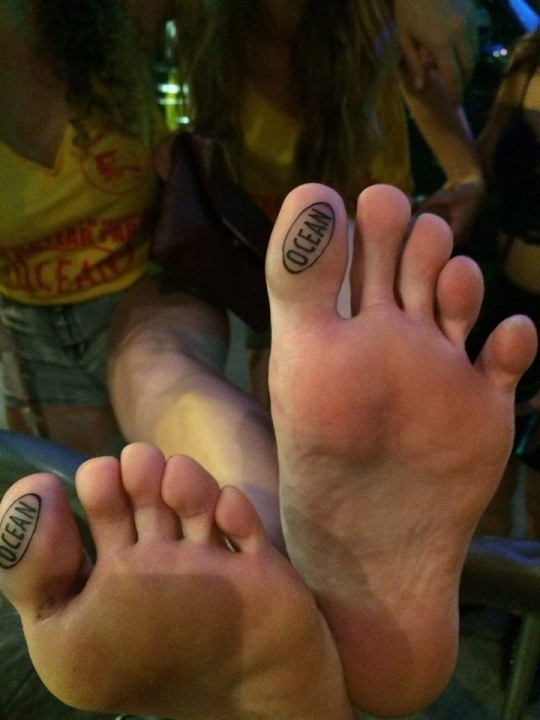 toes