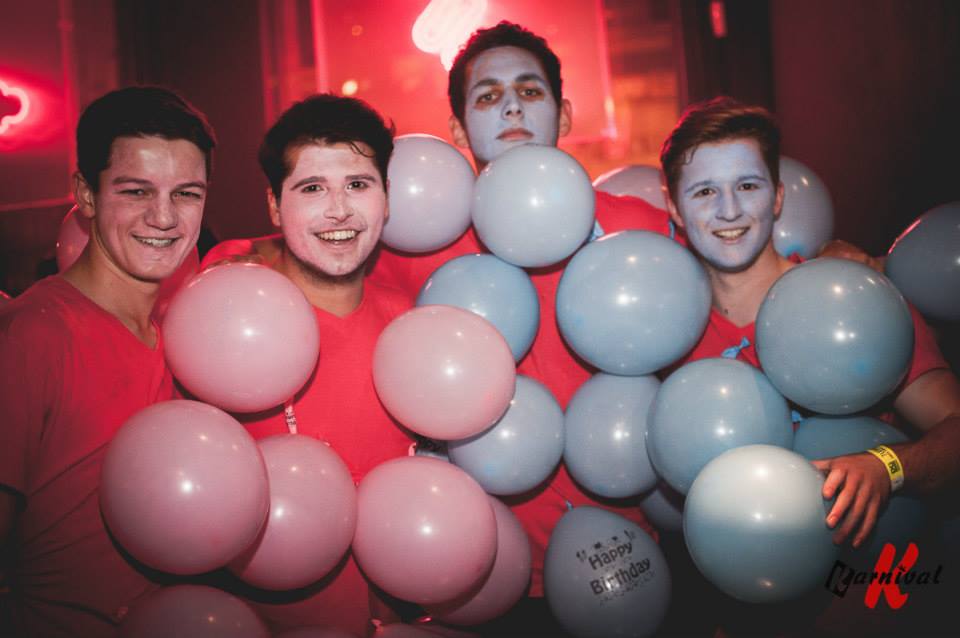 balloons:grape
