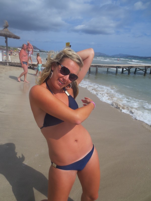 CHRISSIE 2