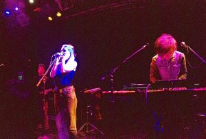 1024px-london_grammar_september_2013