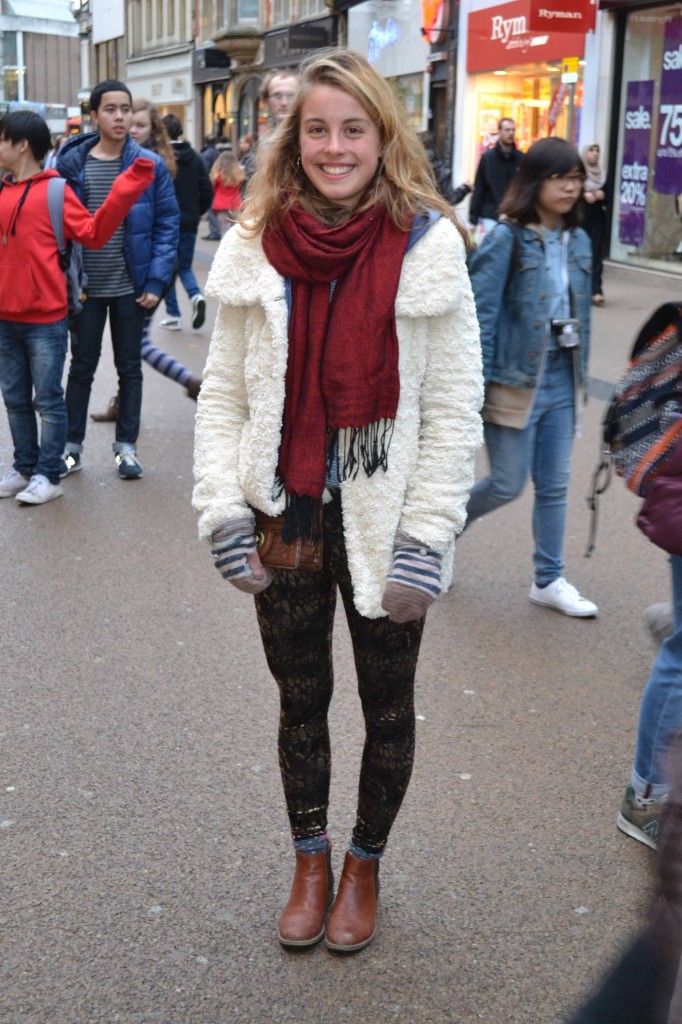 Optimized-street girl