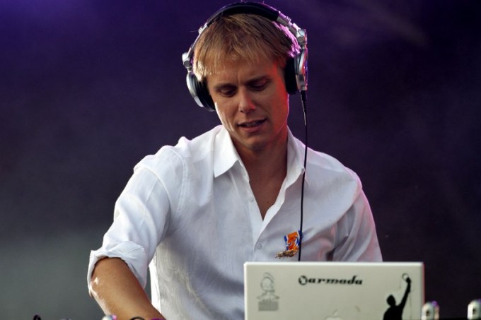 Armin_van_Buuren_-_0001