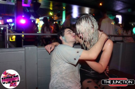 Who says no-one gets with anyone in Freshers' Week?