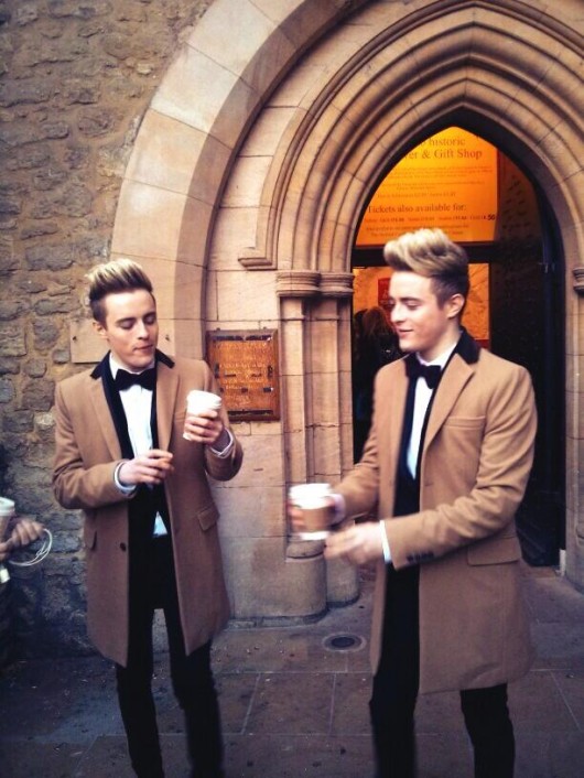 Spare a quid for a cuppa tea?
