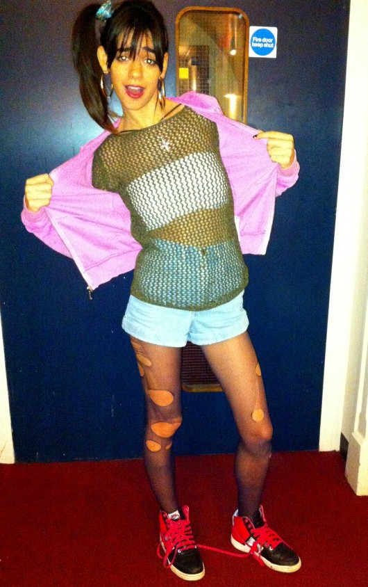 Jumper – Juicy / Top – Topshop / Shorts – Topshop / Trainers – Nike